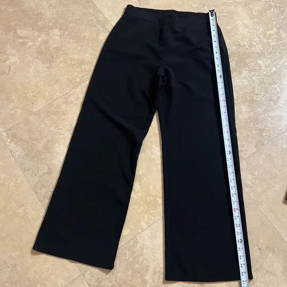 💕Women’s Pants💕  - Picture 6 of 9